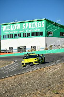 media/Oct-18-2025-Extreme Speed (Sat) [[d6d7e1fef1]]/Group 1 Red/Session 1 (Turn 4)/